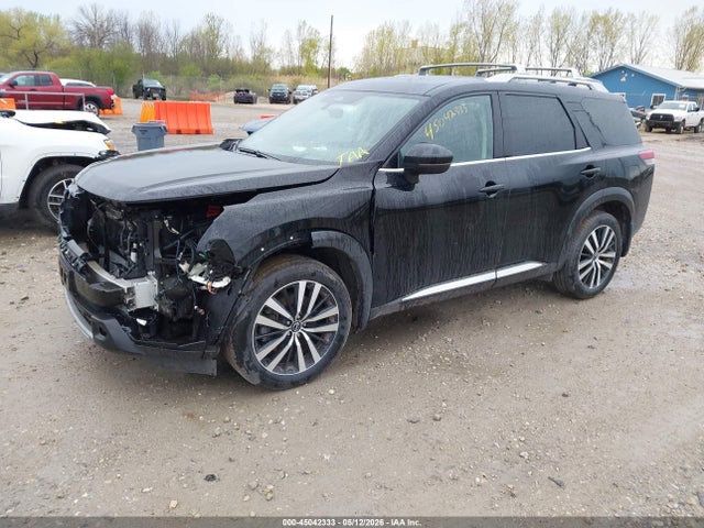 Nissan Pathfinder Platinum 4wd