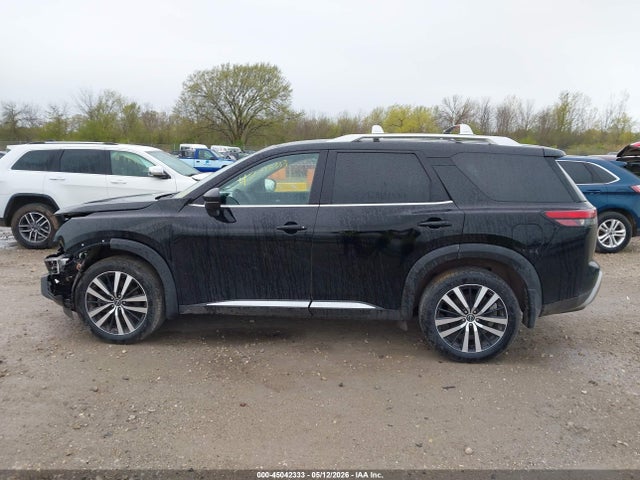 Nissan Pathfinder Platinum 4wd