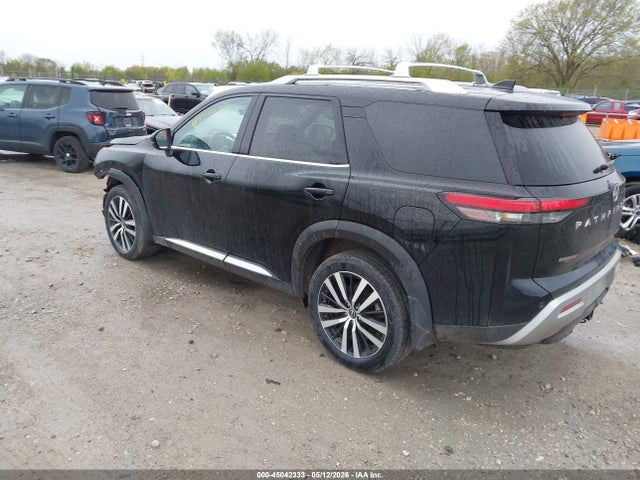 Nissan Pathfinder Platinum 4wd