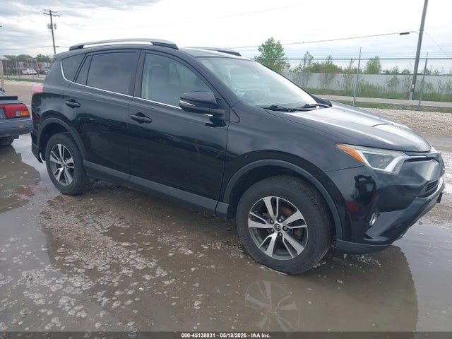 Salvage Toyota RAV4 Image