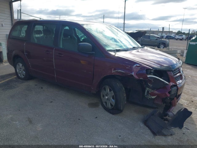 Salvage Dodge Grand Caravan Image