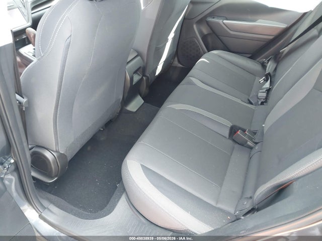 Subaru Impreza Base 5-door