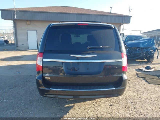 Chrysler Town & Country Touring