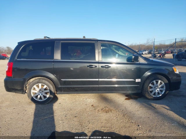 Chrysler Town & Country Touring
