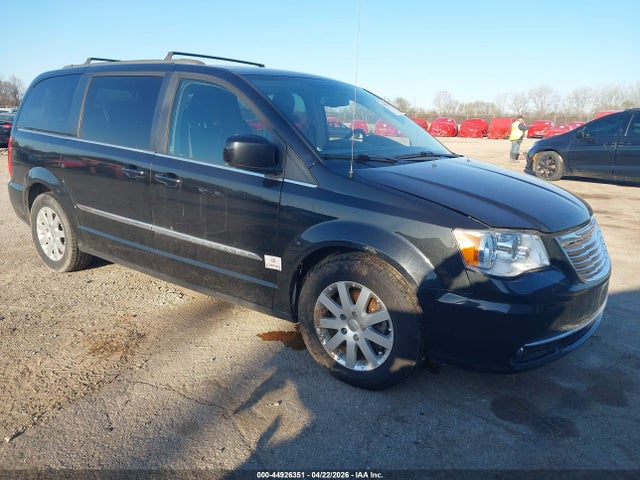 Salvage Chrysler Town & Country Image