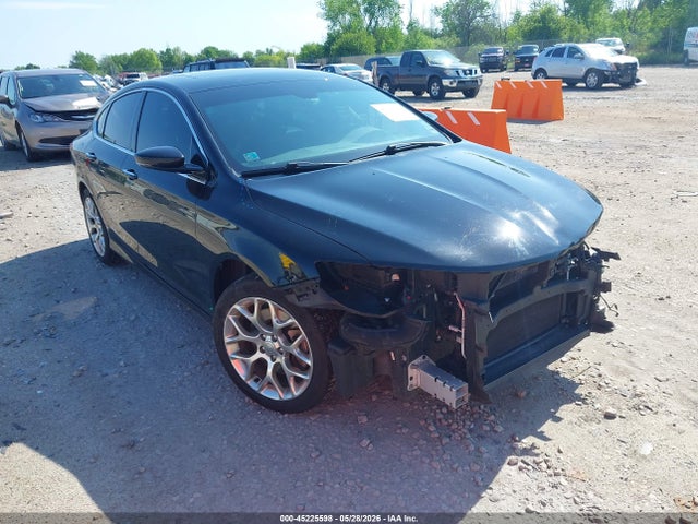 Chrysler 200 C
