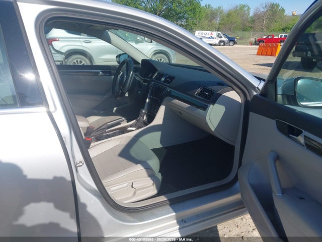 Volkswagen Passat 1.8t Se