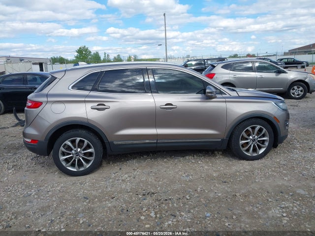 Lincoln MKC Select