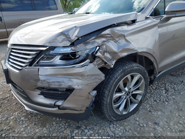 Lincoln MKC Select