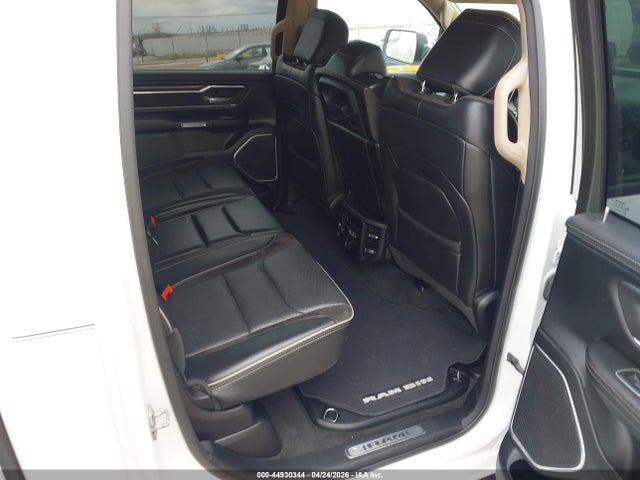 Ram 1500 Laramie  4x4 5'7 Box