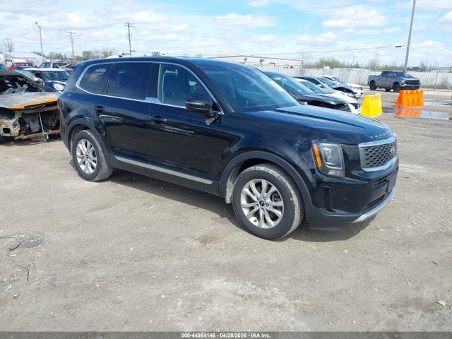 Salvage Kia Telluride Image