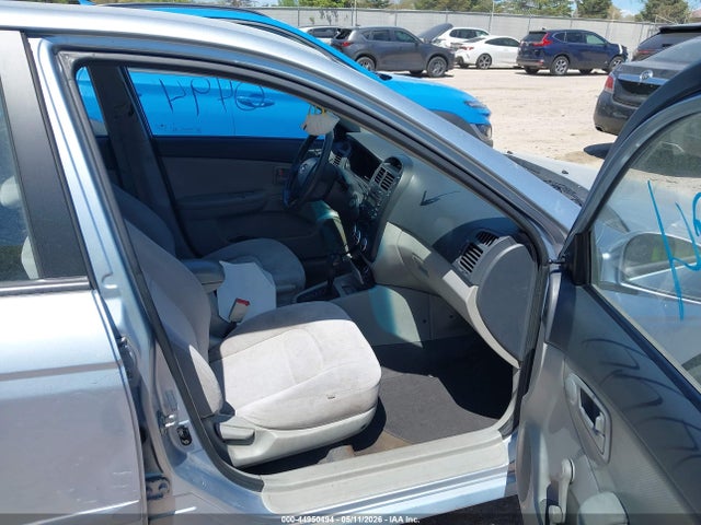 Kia Spectra Lx