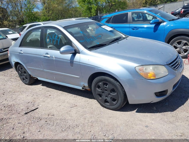 Salvage Kia Spectra Image
