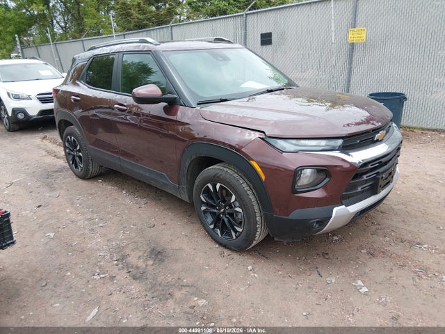 Salvage Chevrolet Trailblazer Image