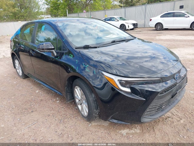Salvage Toyota Corolla Image