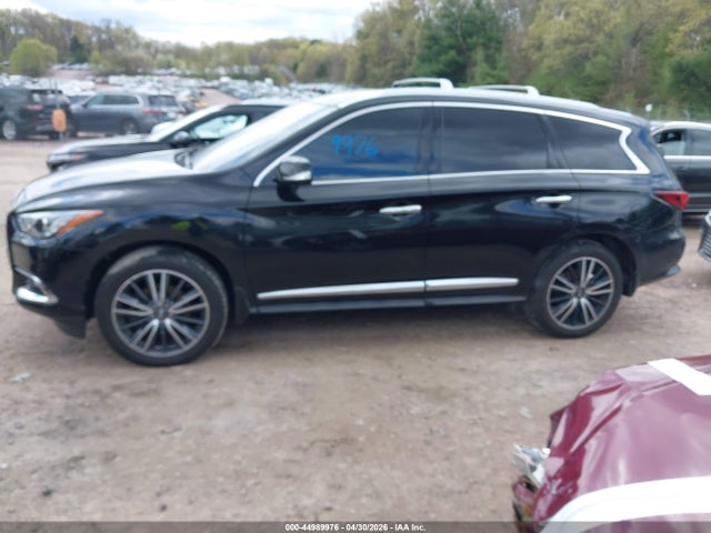 INFINITI Qx Luxe Awd