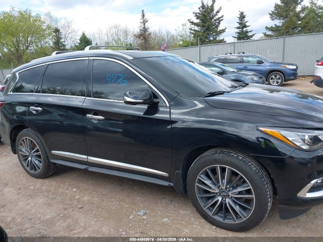 INFINITI Qx Luxe Awd