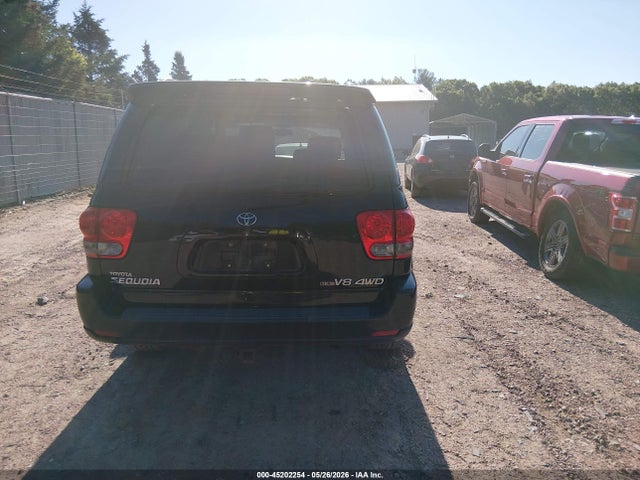 Toyota Sequoia Limited V8