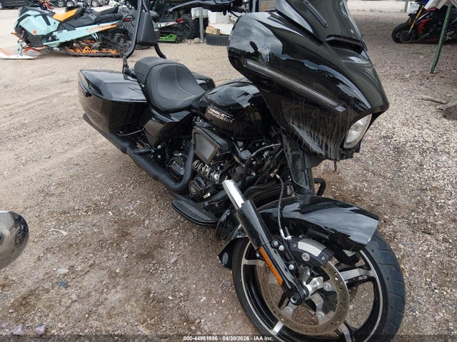 Salvage Harley-Davidson Flhx Image