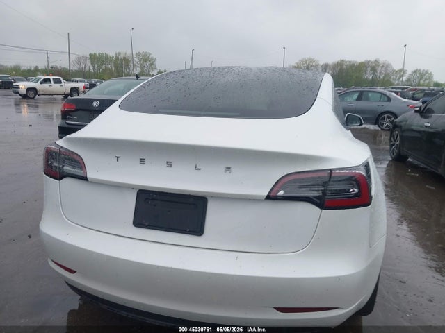 Tesla Model 3 Standard Range Plus Rear-wheel Drive