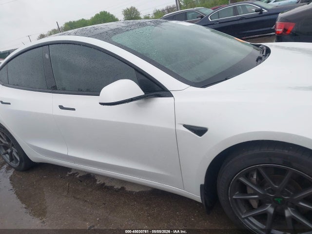 Tesla Model 3 Standard Range Plus Rear-wheel Drive