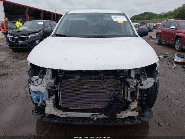 Mitsubishi Outlander Es