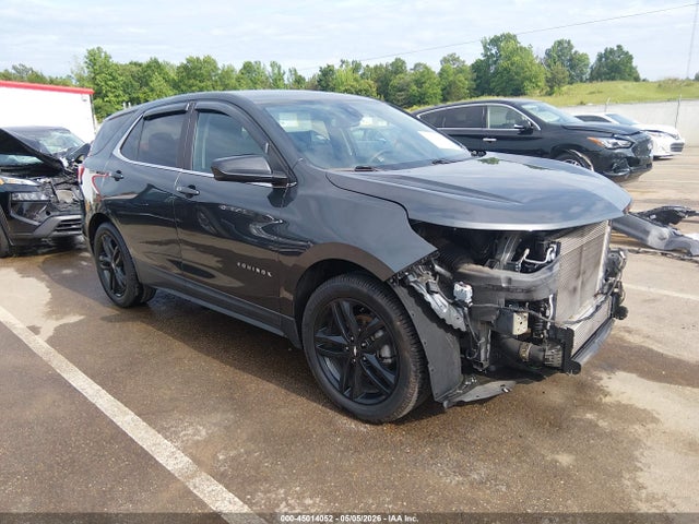 Salvage Chevrolet Equinox Image