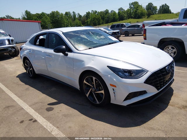 Salvage Hyundai SONATA Image