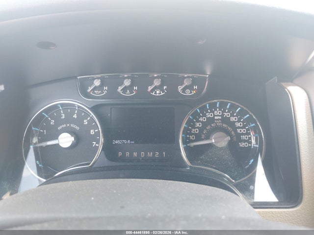 Ford F-150 Lariat