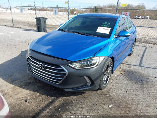 Hyundai ELANTRA Sport