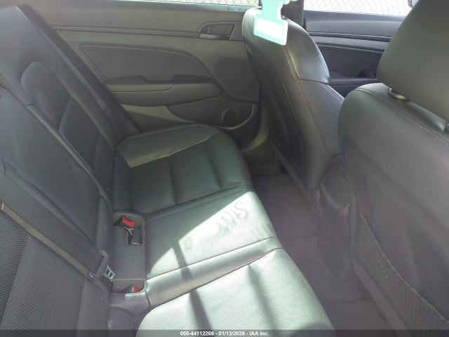 Hyundai ELANTRA Sport