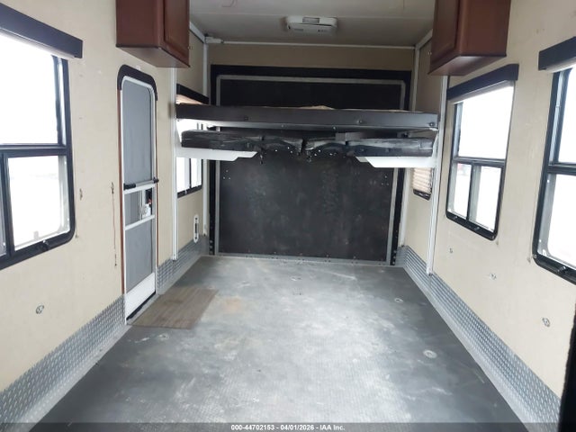 5th Wheel V3805 3 Sl