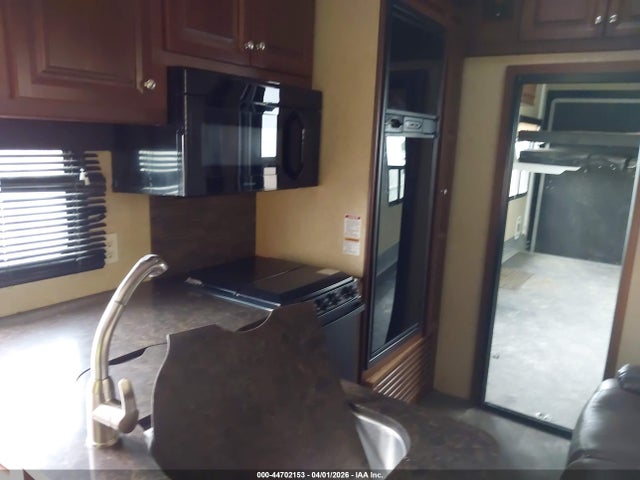 5th Wheel V3805 3 Sl