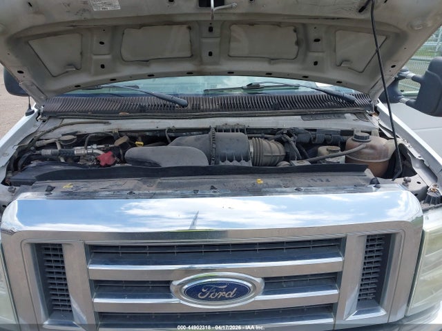 Ford E-250 Commercial