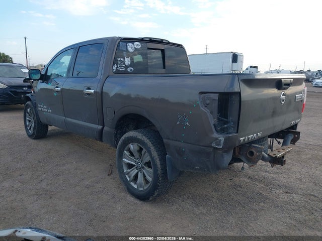 Nissan Titan Sv