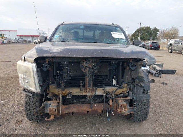 Nissan Titan Sv