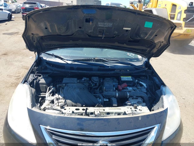 Nissan Versa 1.6 Sv