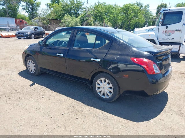 Nissan Versa 1.6 Sv