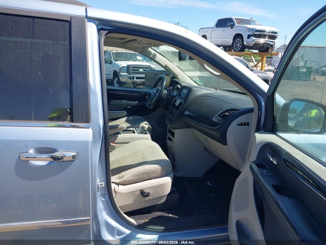 Chrysler Town & Country Touring-l