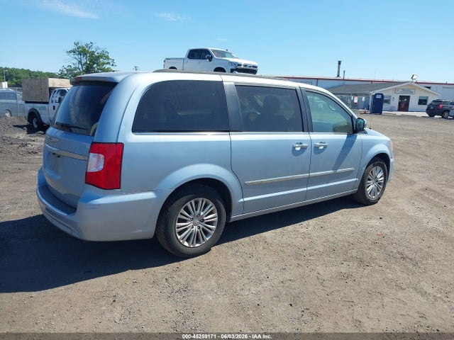 Chrysler Town & Country Touring-l
