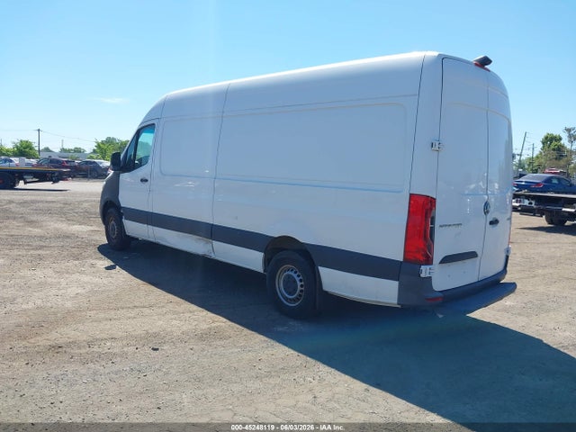 Mercedes-Benz Sprinter 2500 High Roof I4