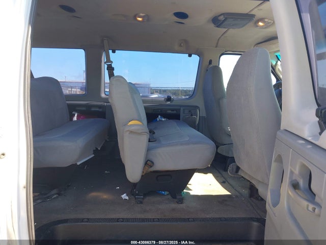 Ford E-350