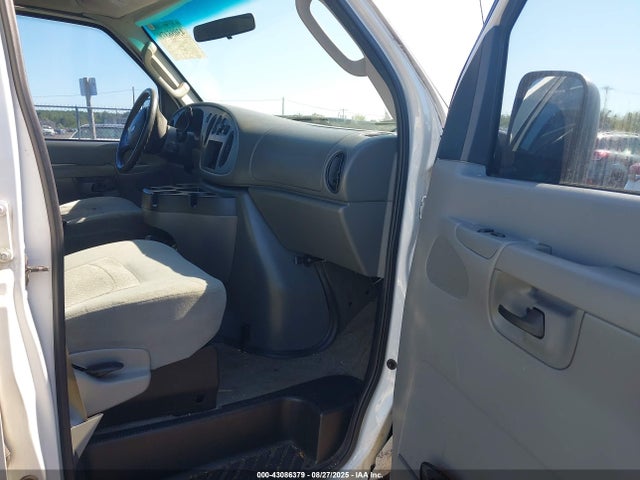 Ford E-350