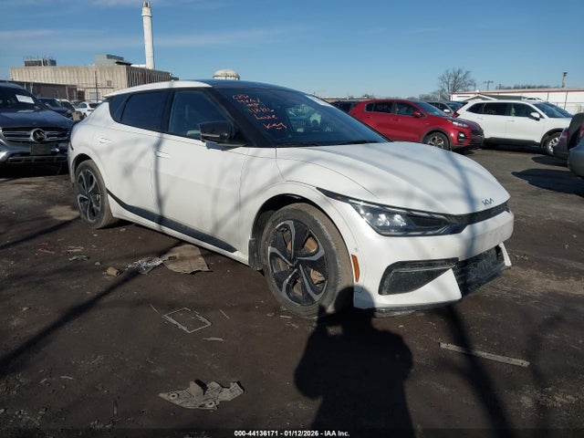 Salvage Kia EV6 Image