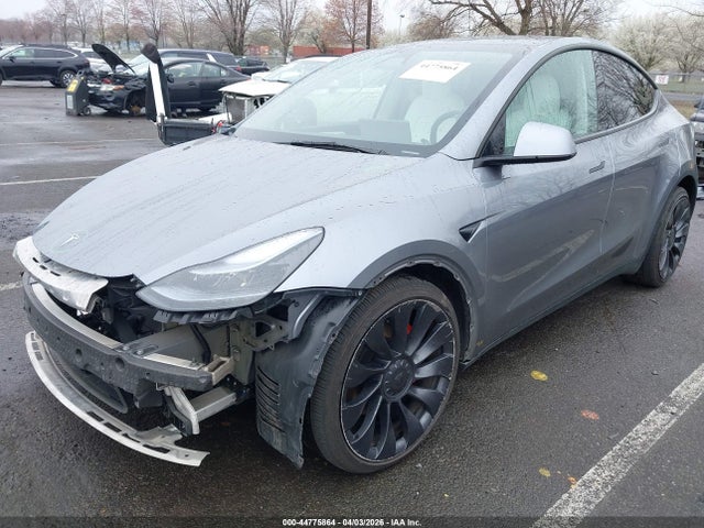 Tesla Model Y Performance Dual Motor All-wheel Drive