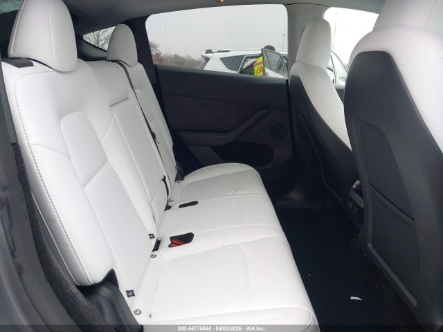 Tesla Model Y Performance Dual Motor All-wheel Drive