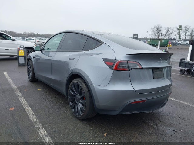 Tesla Model Y Performance Dual Motor All-wheel Drive