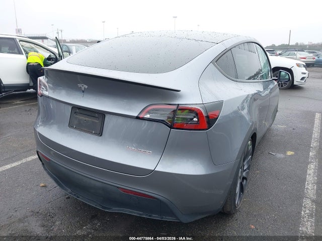 Tesla Model Y Performance Dual Motor All-wheel Drive