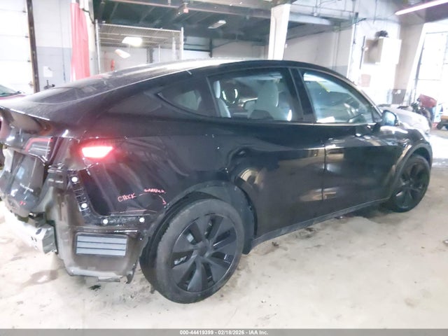 Tesla Model Y Long Range Dual Motor All-wheel Drive