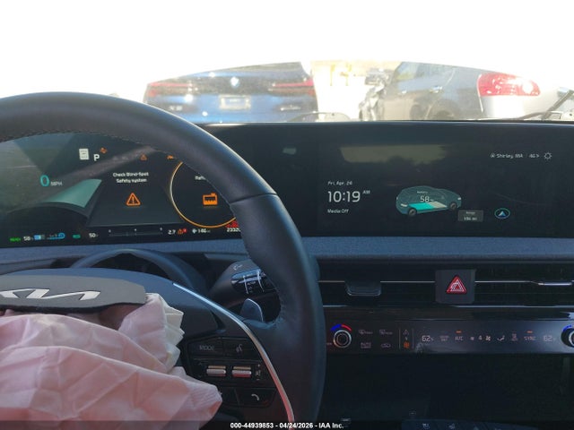 Kia EV6 Wind
